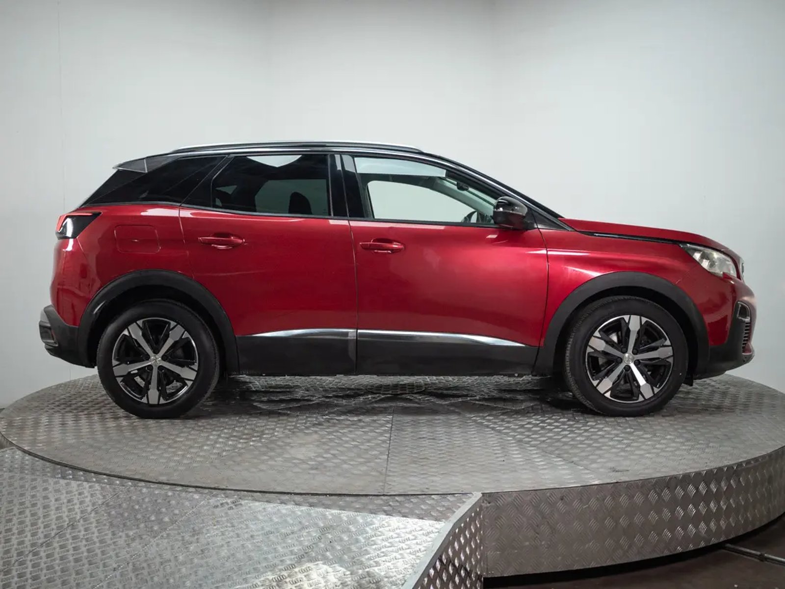 PEUGEOT 3008 2019 - Imagen 8 de 18