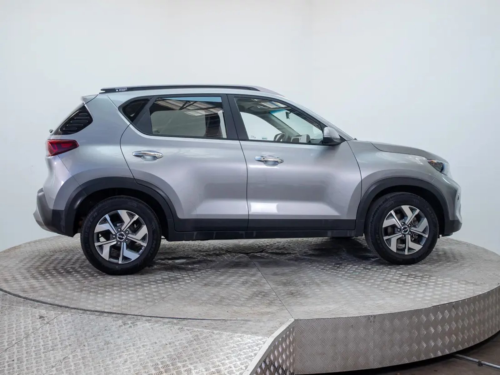 Kia SONET 2023 - Imagen 8 de 20