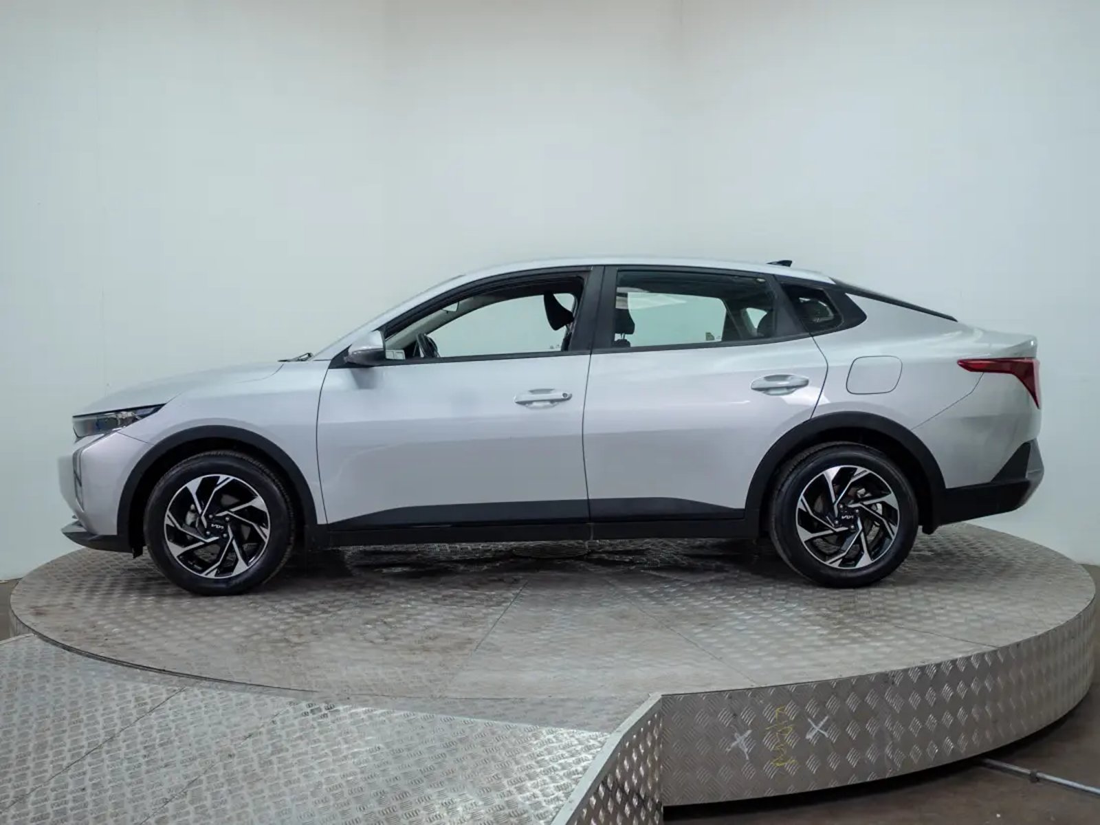 Kia K3 2025 - Foto 4 de 20