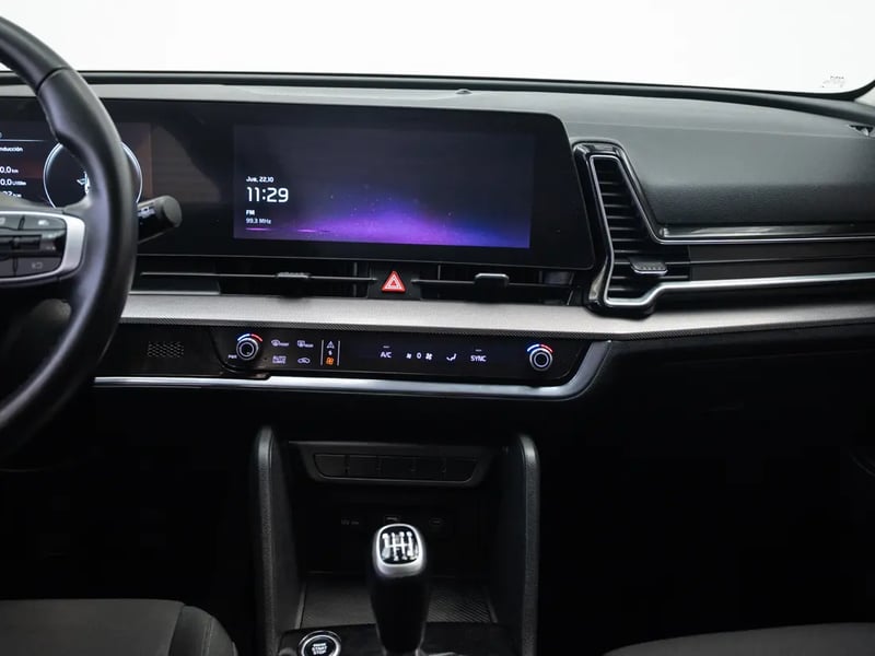 Kia SPORTAGE 2023 - Imagen 16 de 20