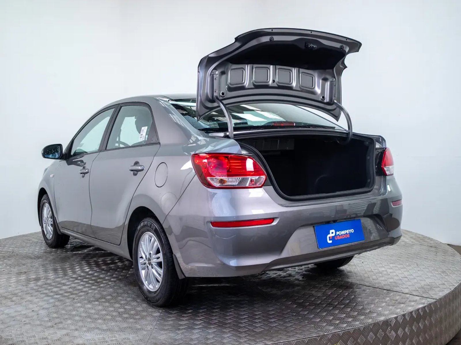 Kia SOLUTO 2026 - Imagen 10 de 19