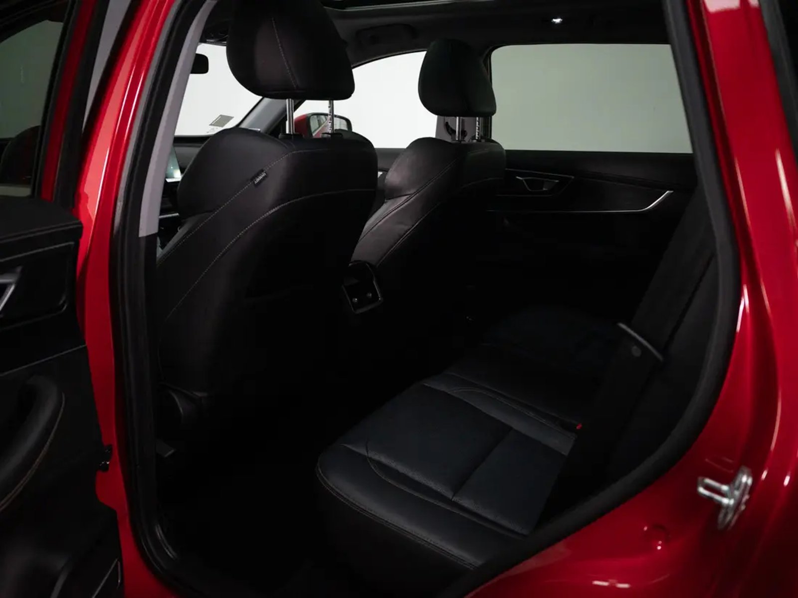 Chery TIGGO 8 2023 - Imagen 14 de 20