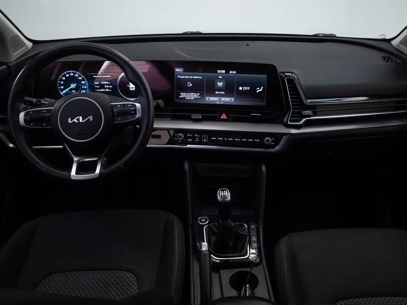 Kia SPORTAGE 2023 - Imagen 15 de 19