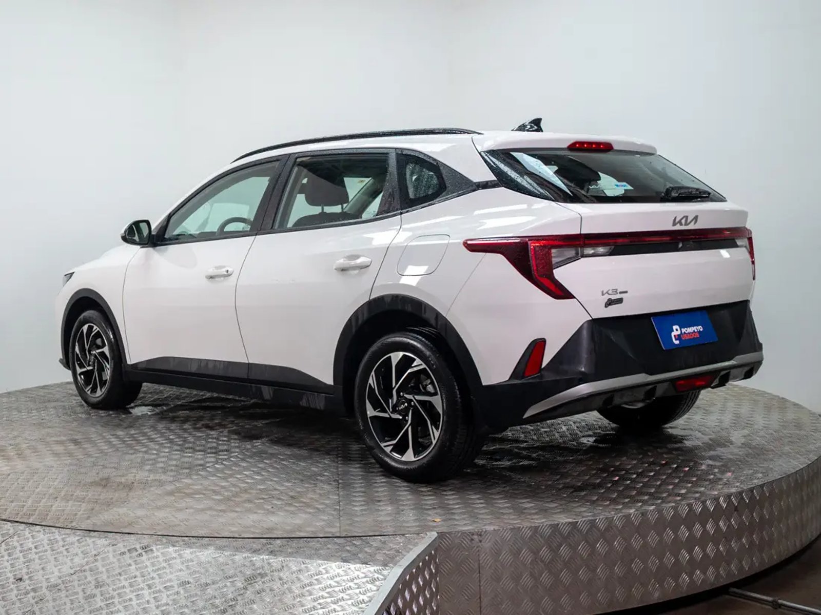 KIA K3 Cross 2025 - Imagen 8 de 19