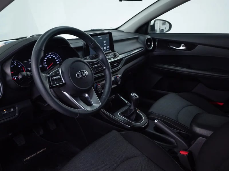 Kia CERATO 2019 - Imagen 11 de 19