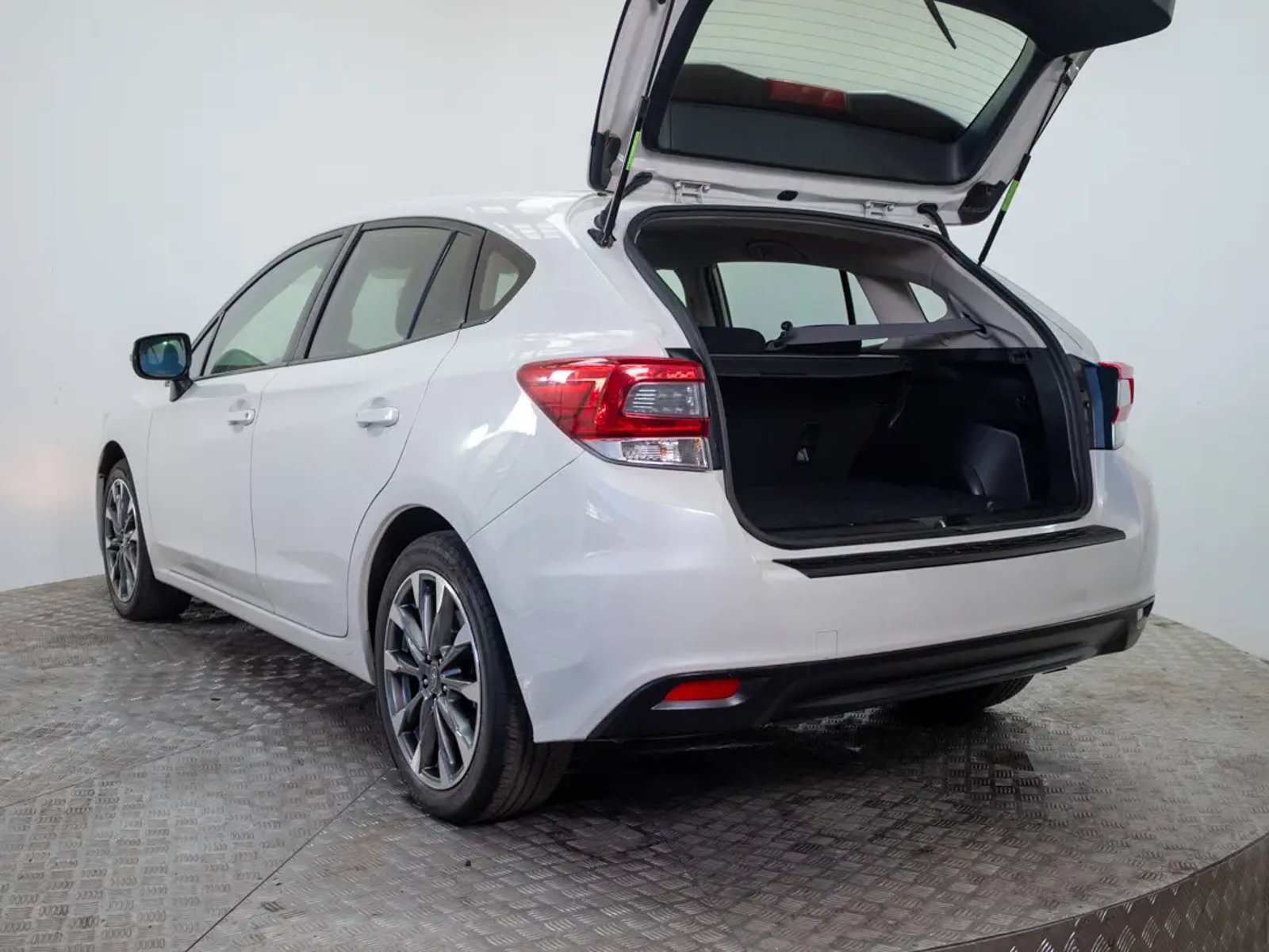 SUBARU IMPREZA 2021 - Imagen 11 de 18