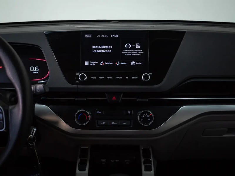 Kia CARENS 2023 - Imagen 17 de 20