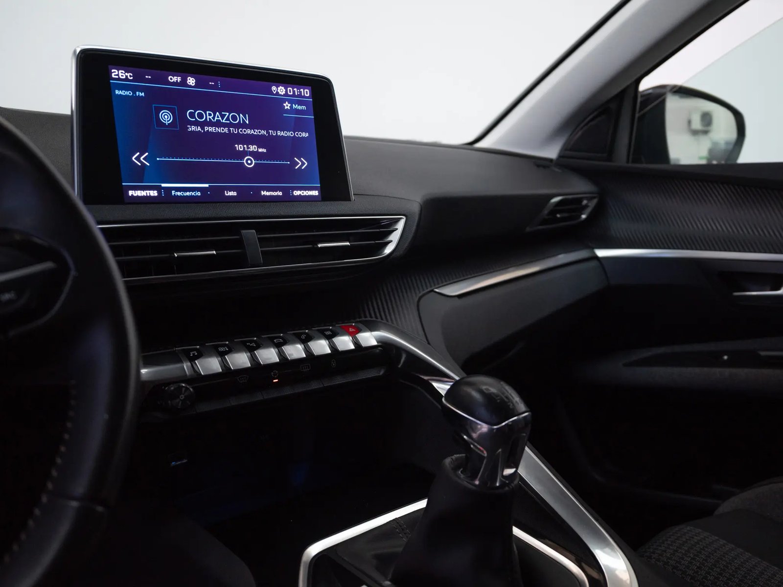 PEUGEOT 3008 2022 - Imagen 15 de 18