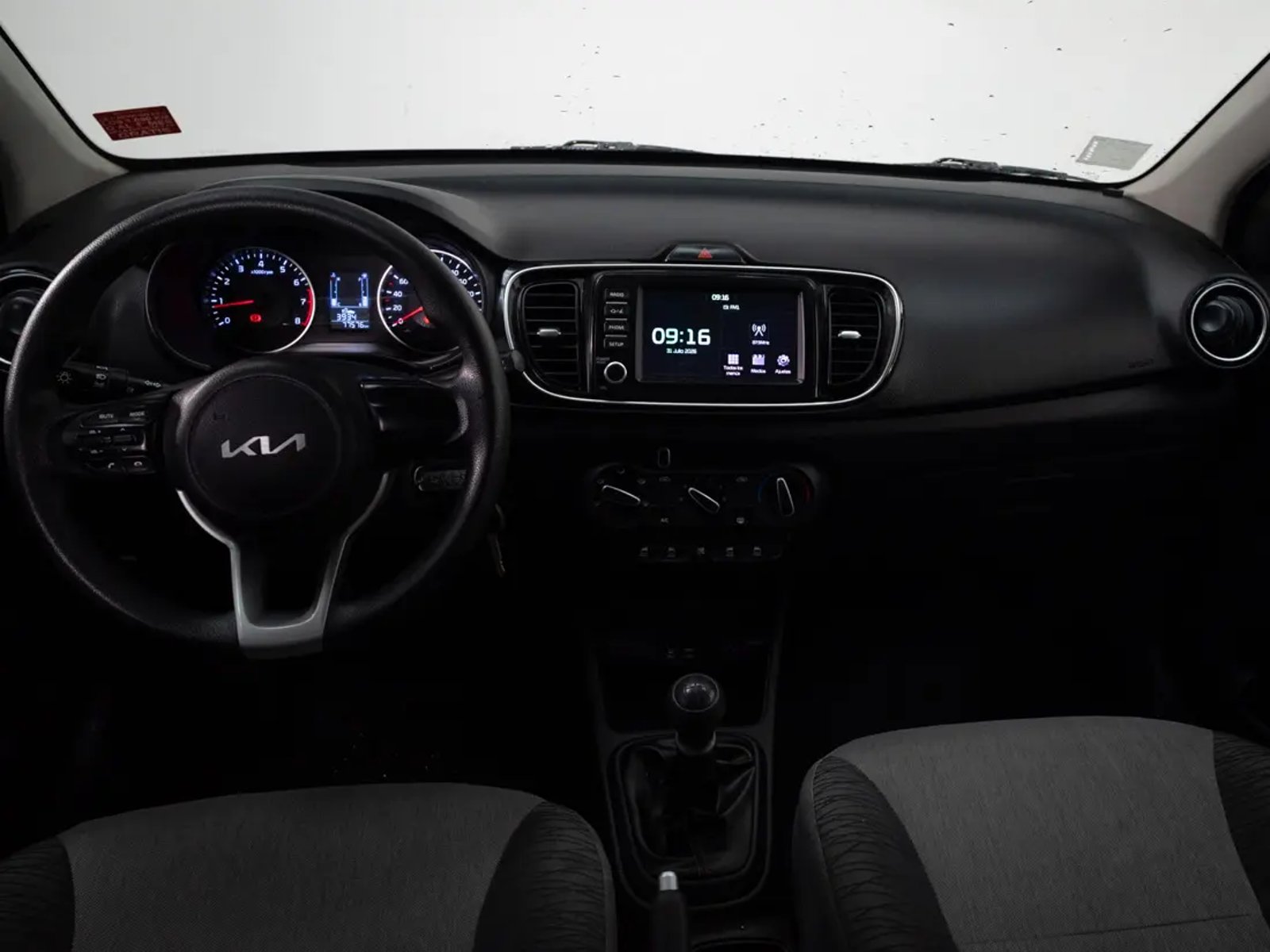 Kia SOLUTO 2022 - Imagen 15 de 20