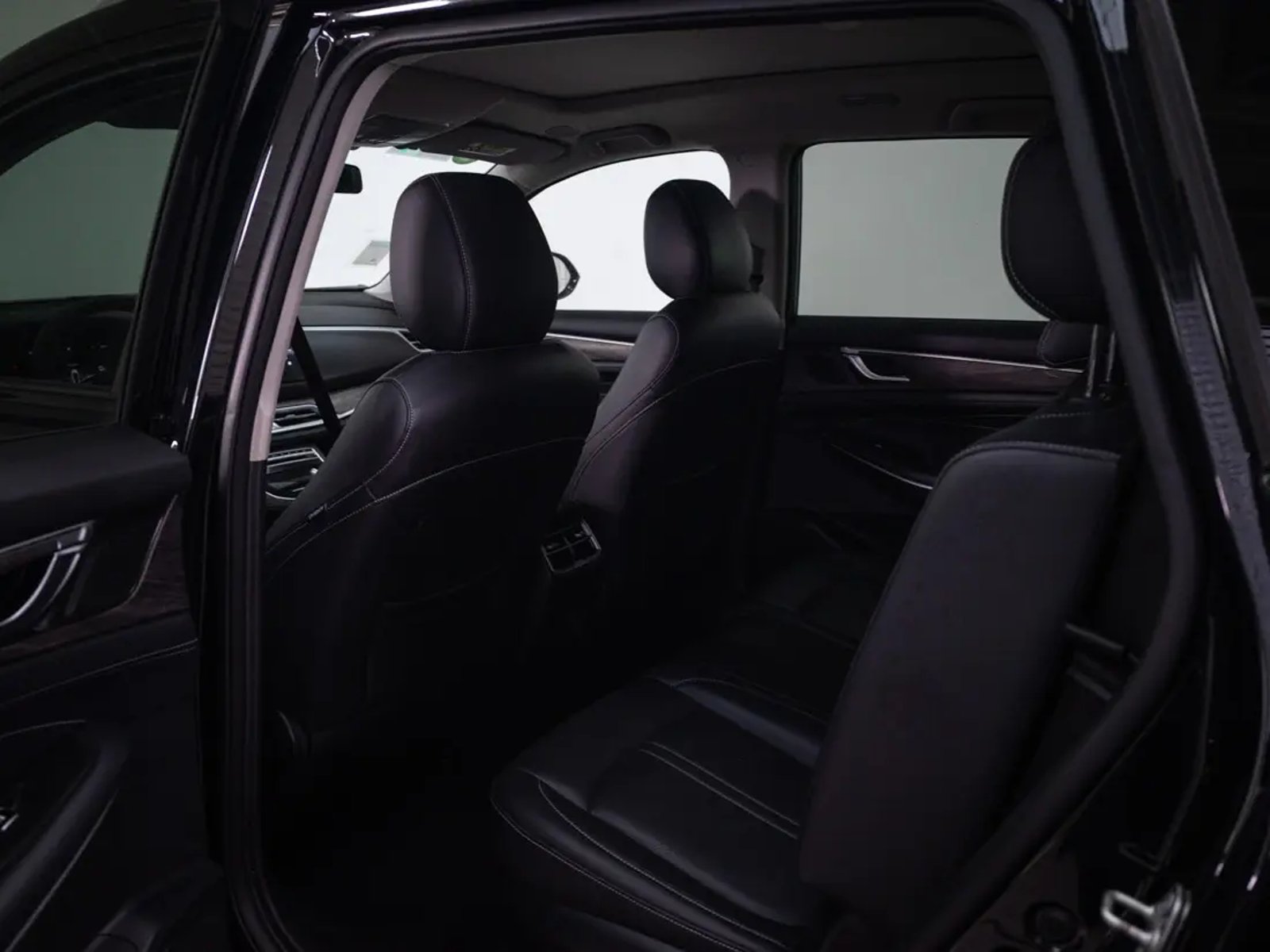 DFSK 600 PHEV 2025 - Imagen 14 de 20