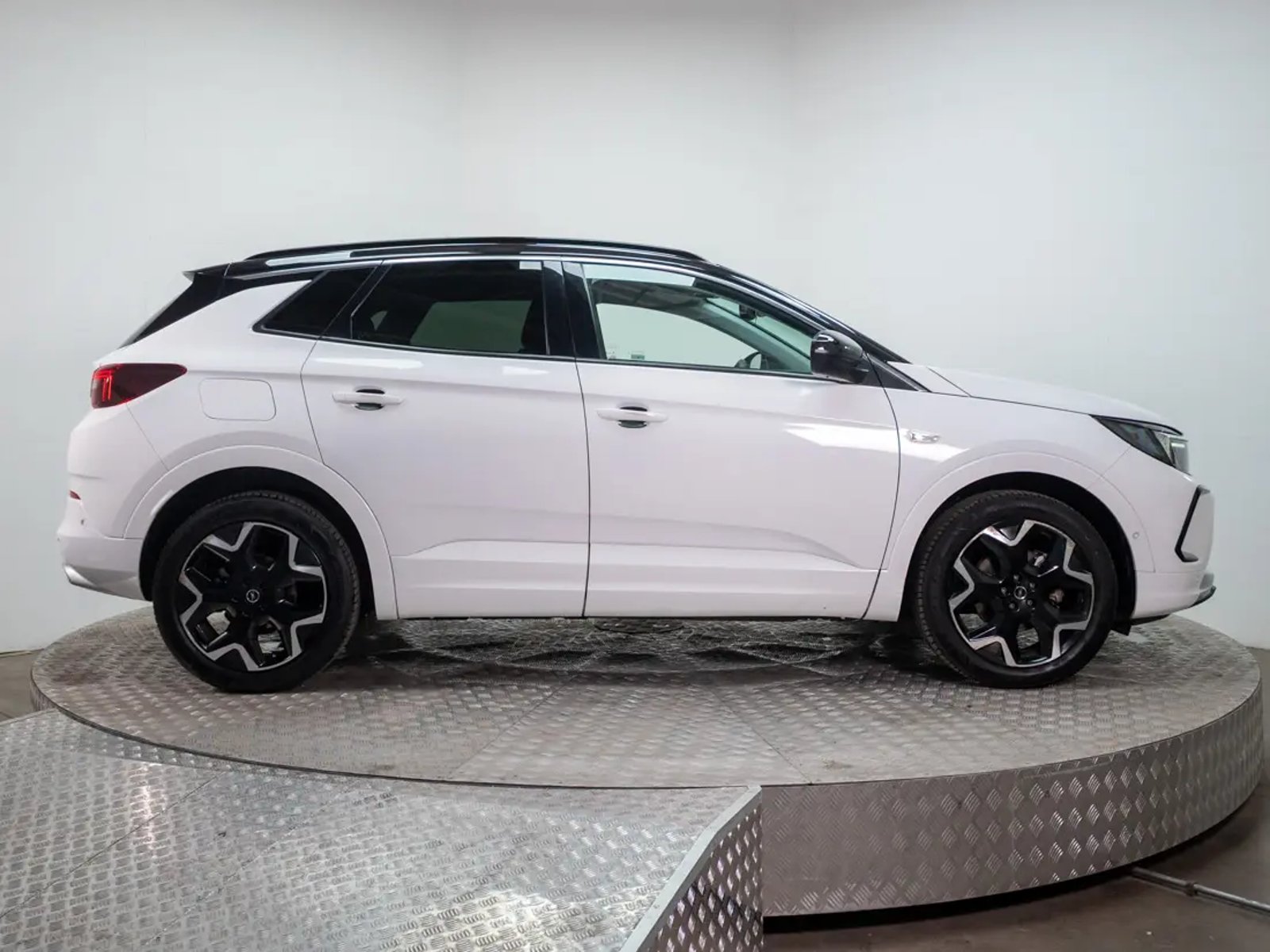 OPEL NEW GRANDLAND 2024 - Imagen 9 de 20