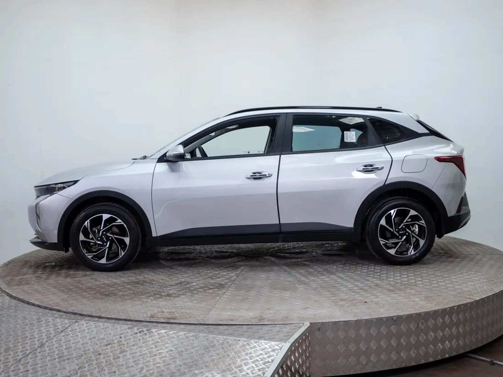 Kia K3 Cross 2025 - Foto 4 de 20