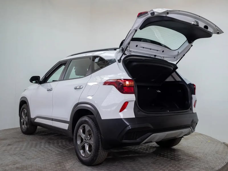 Kia SELTOS 2023 - Imagen 10 de 20