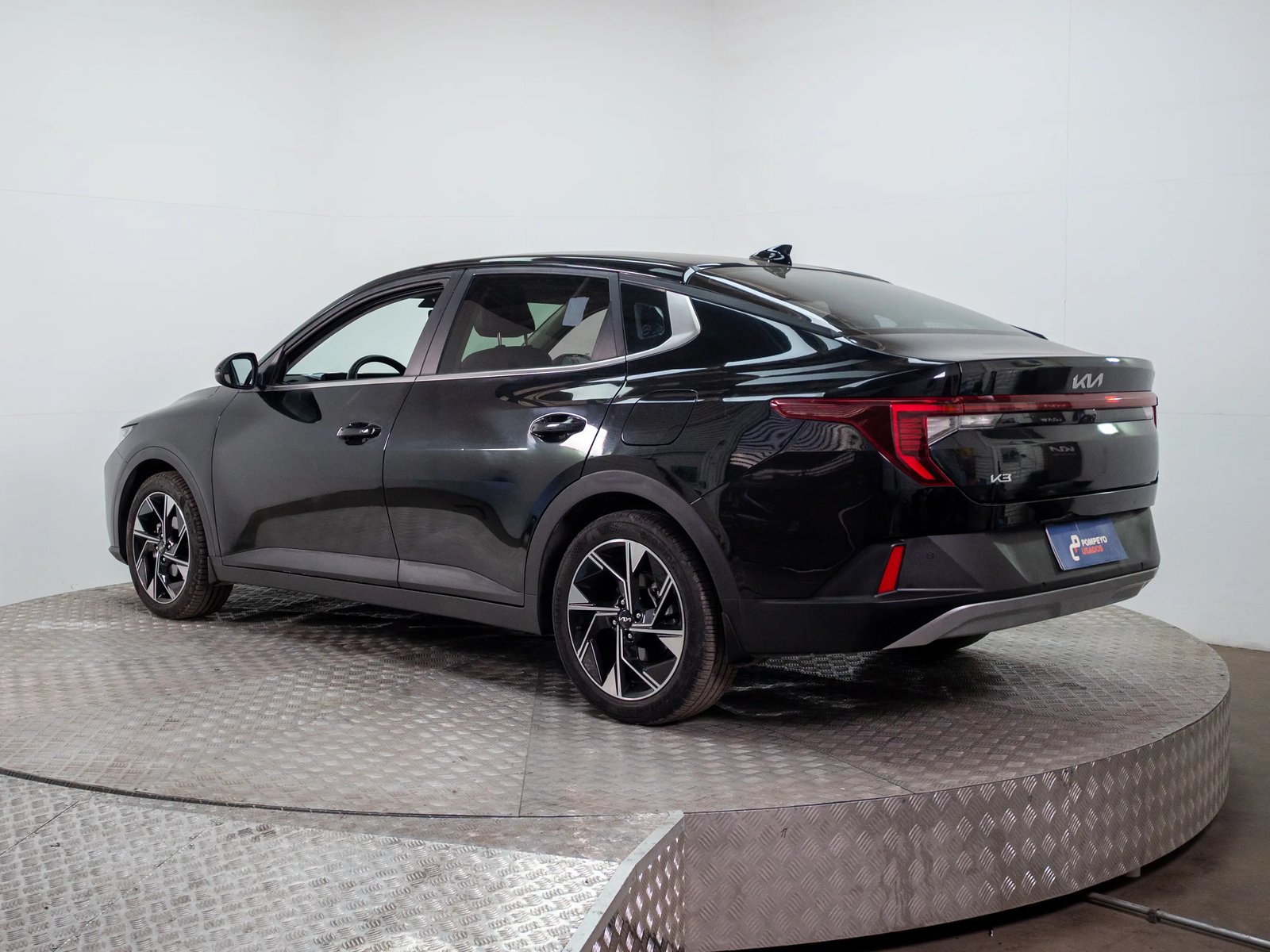 Kia K3 2025 - Foto 4 de 12