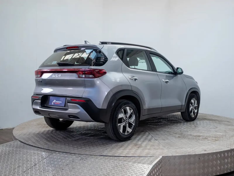 Kia SONET 2023 - Imagen 7 de 19