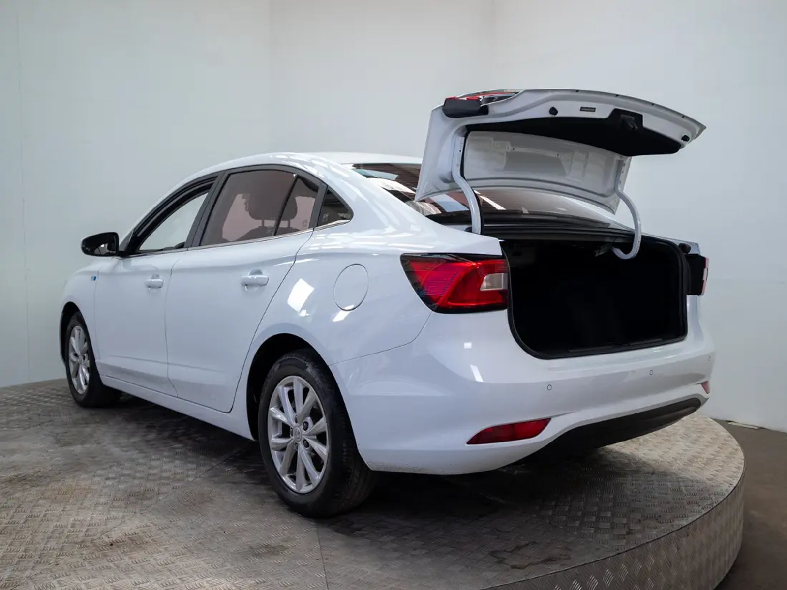 MG MG 5 2023 - Imagen 10 de 20