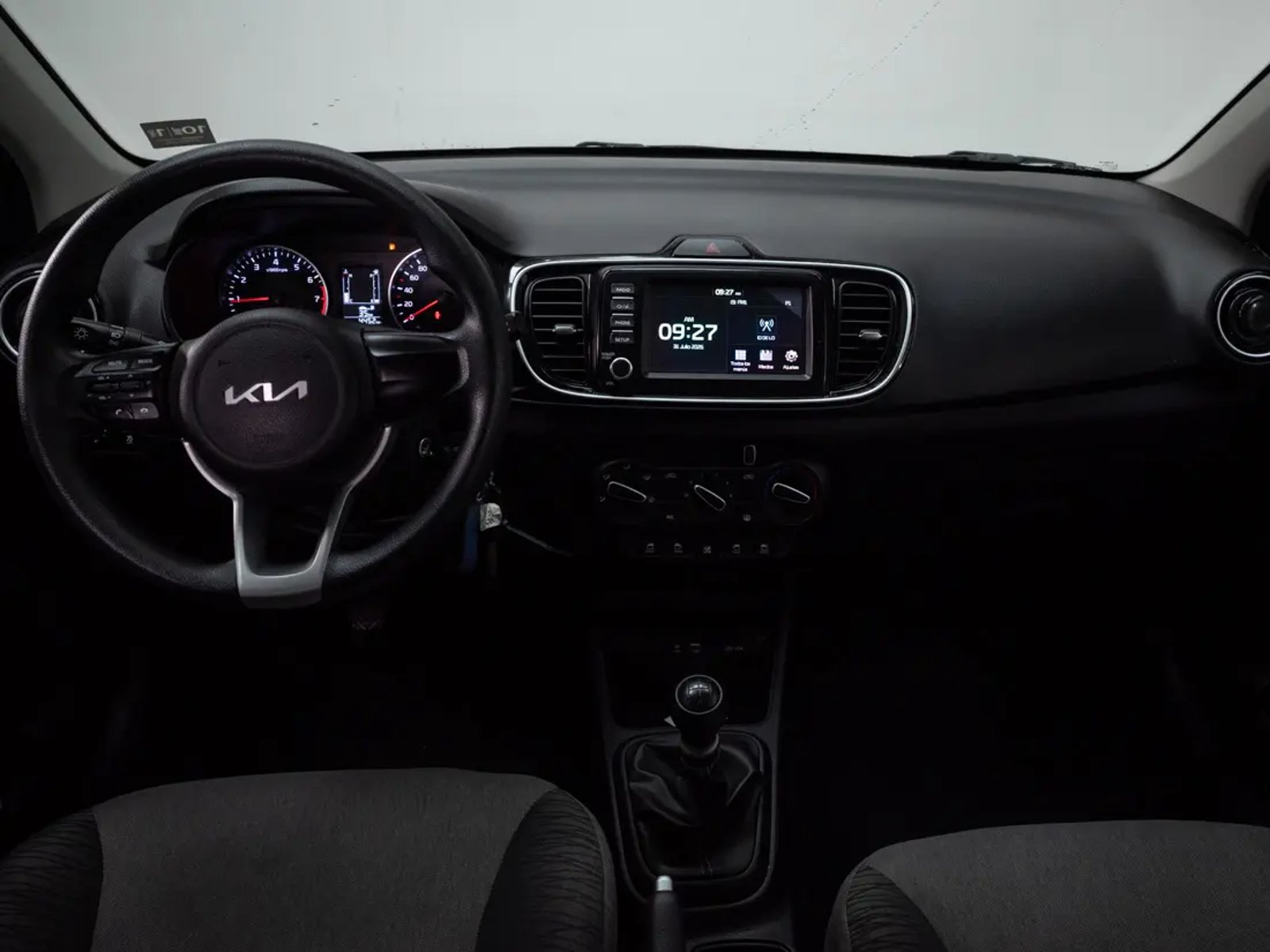 Kia SOLUTO 2026 - Imagen 15 de 20