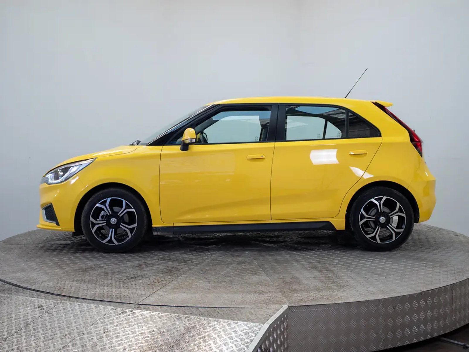 MG 3 2024 - Foto 4 de 19
