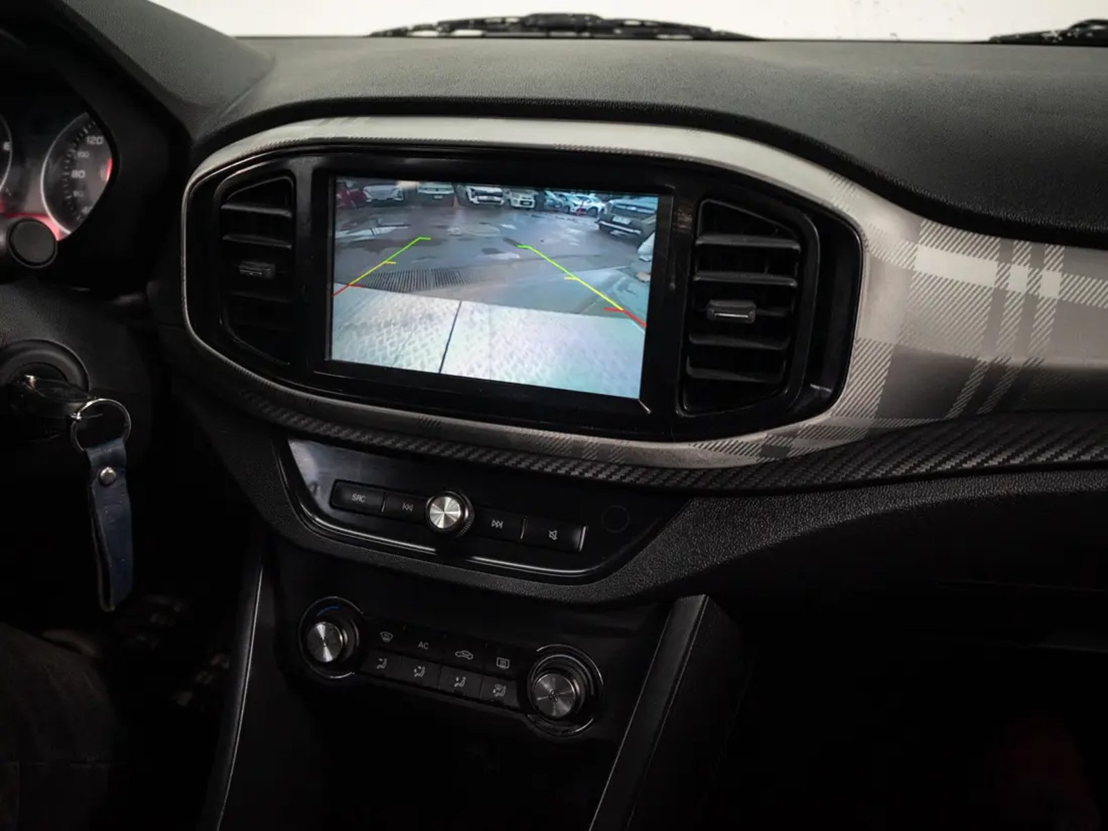 MG 3 2025 - Imagen 10 de 16