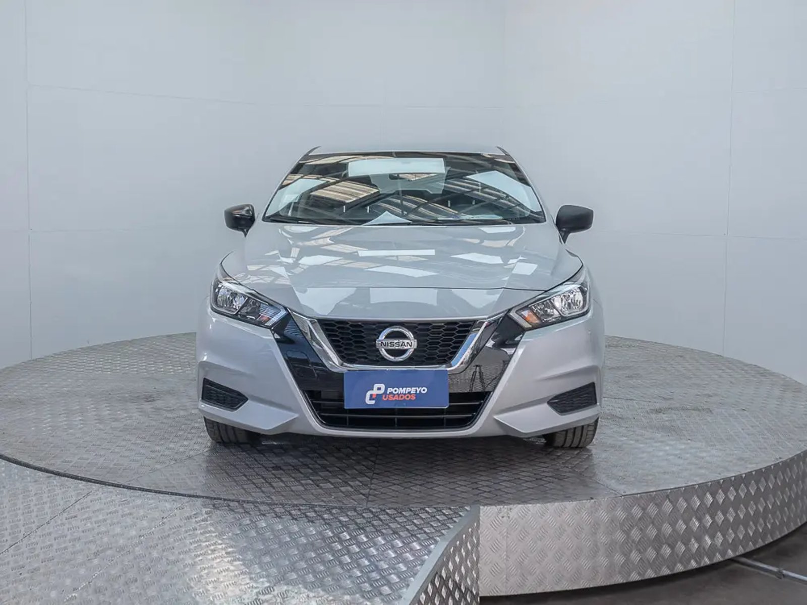 NISSAN VERSA 2023 - Imagen 6 de 15