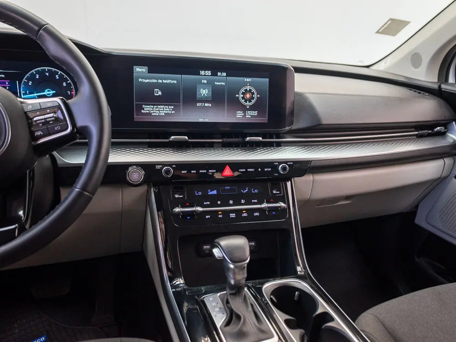 KIA CARNIVAL 2024 - Imagen 17 de 19