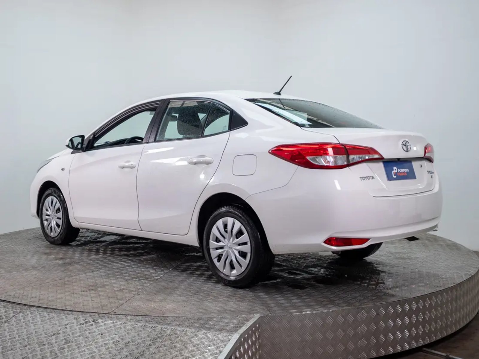 Toyota YARIS 2022 - Foto 5 de 20