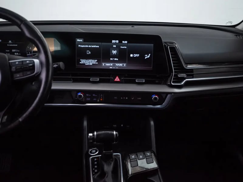 Kia SPORTAGE 2022 - Imagen 16 de 20