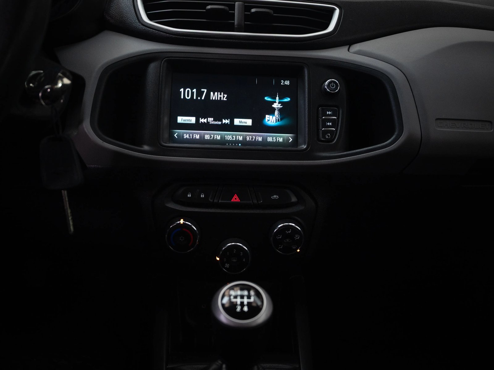 CHEVROLET ONIX 2017 - Imagen 15 de 16