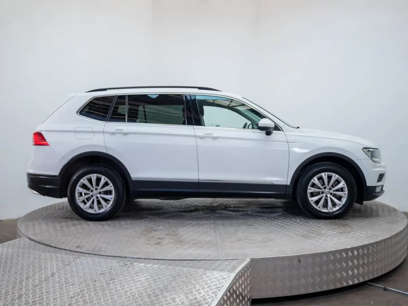 Volkswagen TIGUAN 2018 - Imagen 5 de 20