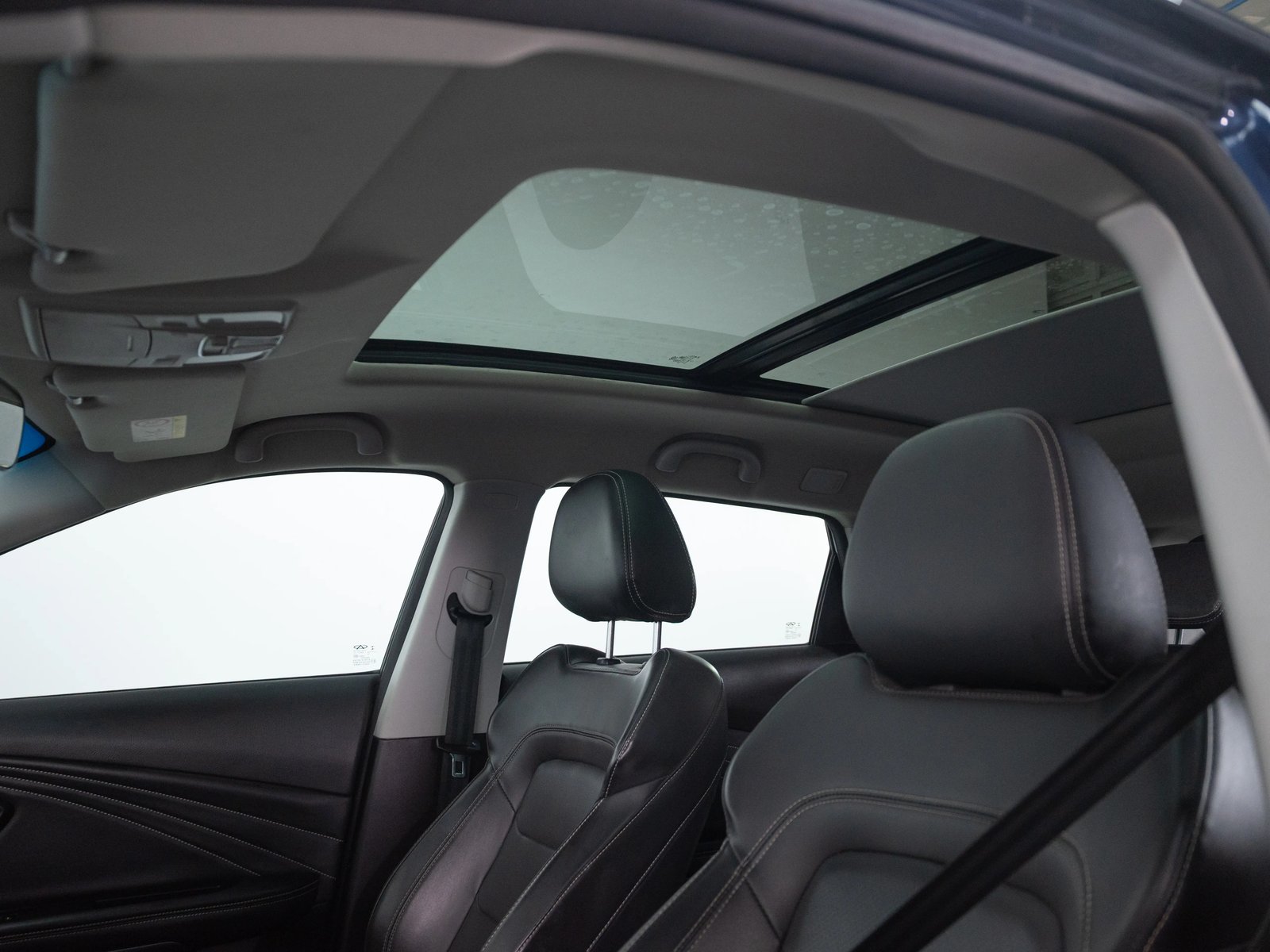 JETOUR X70 2023 - Imagen 17 de 20
