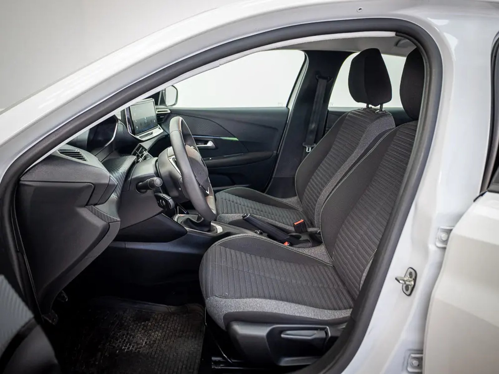 PEUGEOT 208 2025 - Imagen 11 de 13