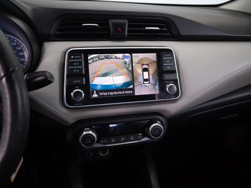 Nissan VERSA 2022 - Imagen 19 de 20