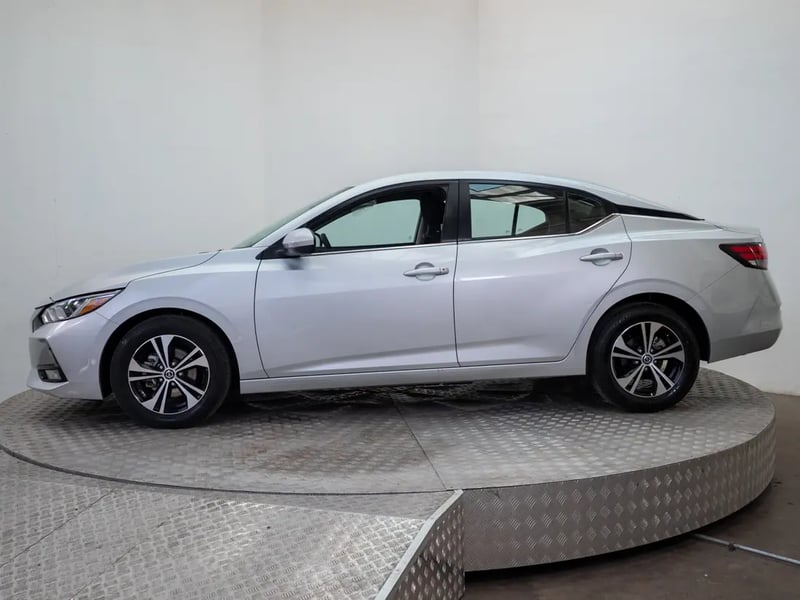Nissan SENTRA 2023 - Imagen 4 de 19