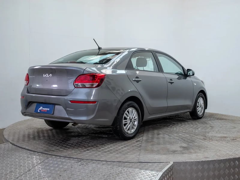 Kia SOLUTO 2024 - Imagen 7 de 20