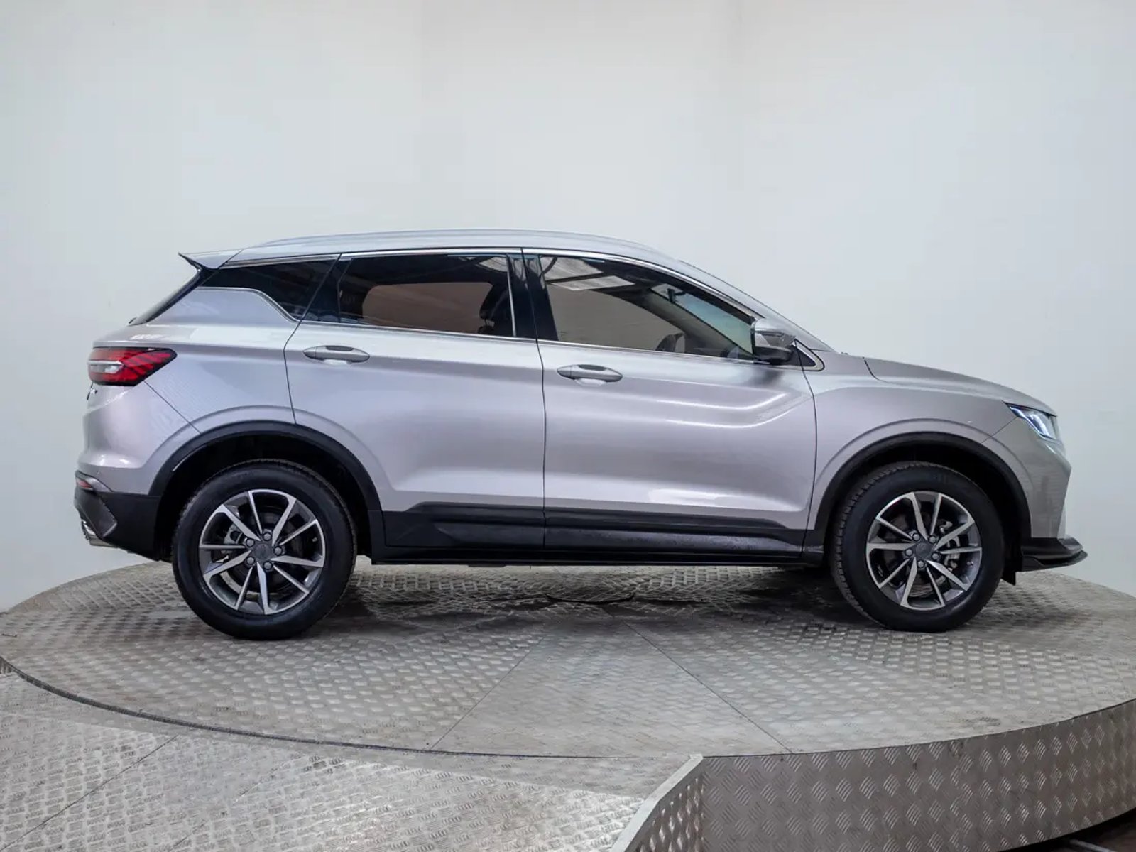 Geely COOLRAY 2023 - Imagen 8 de 19