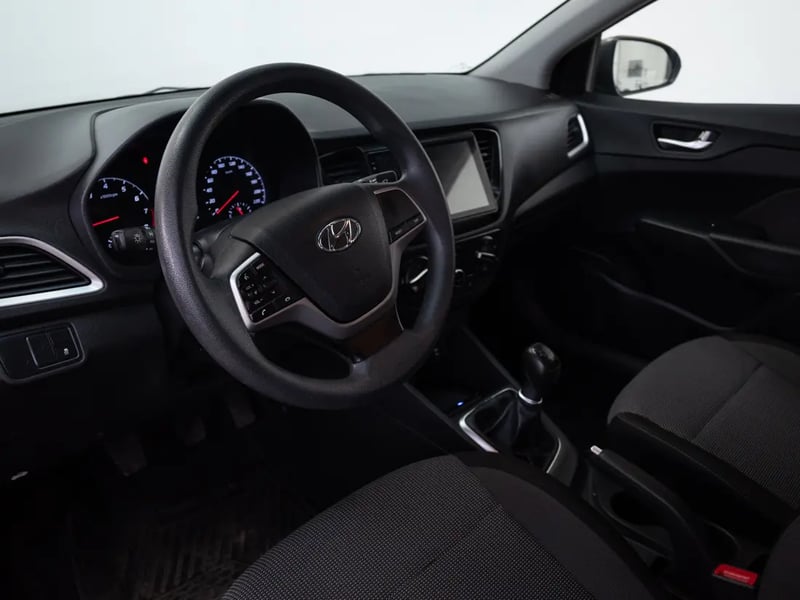Hyundai ACCENT 2024 - Imagen 11 de 20