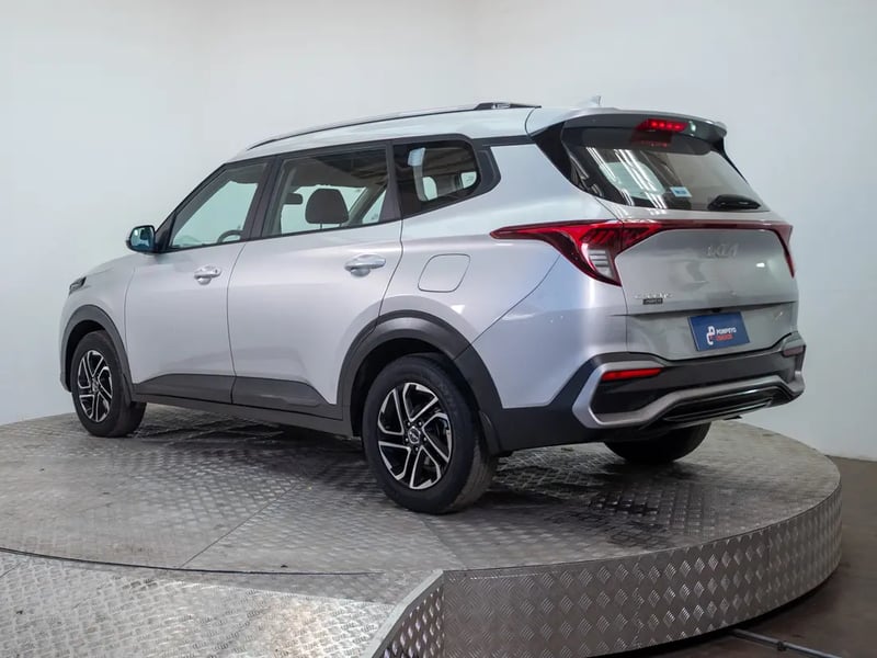 Kia CARENS 2024 - Imagen 5 de 20