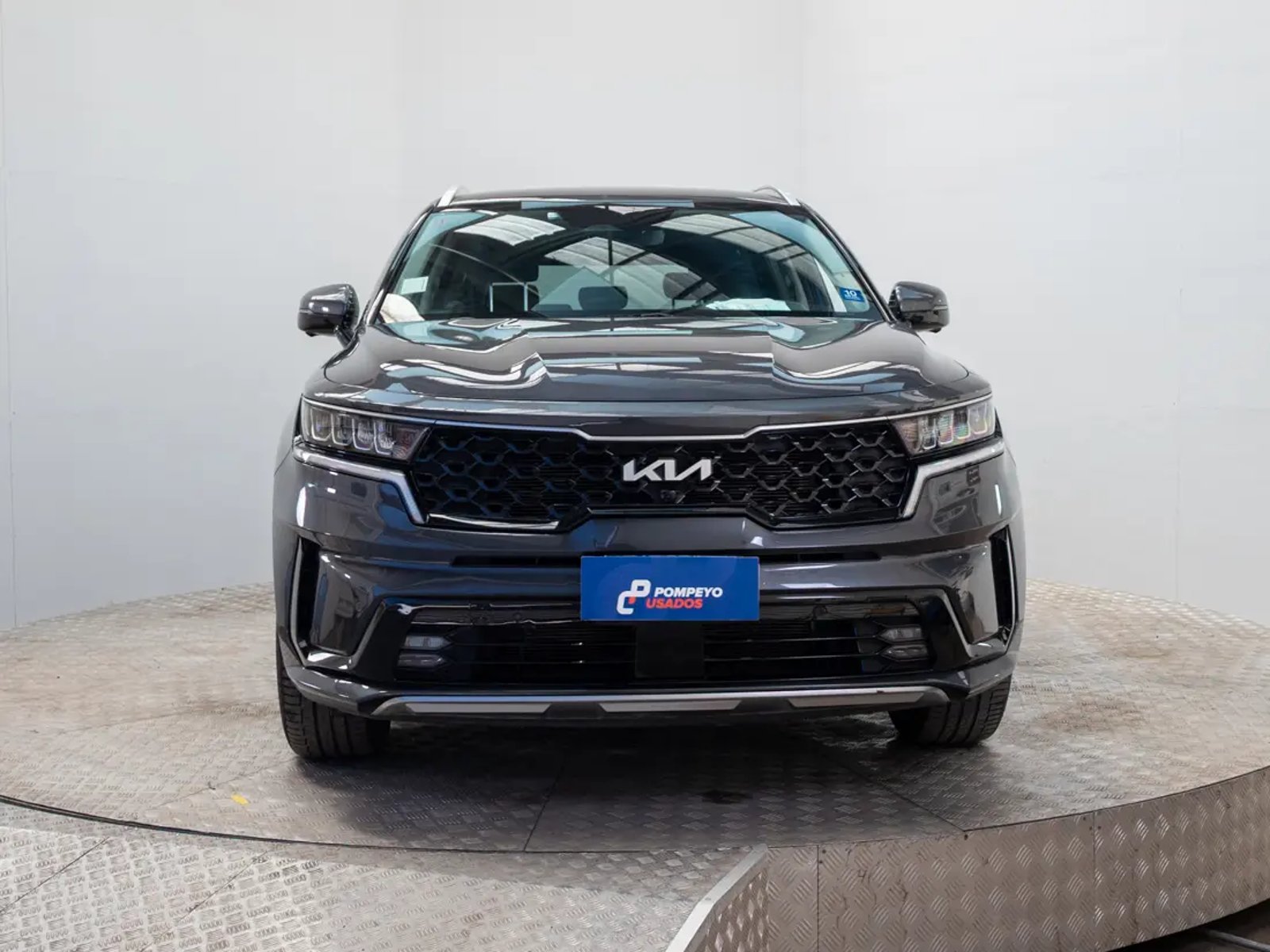 Kia SORENTO 2023 - Foto 2 de 20
