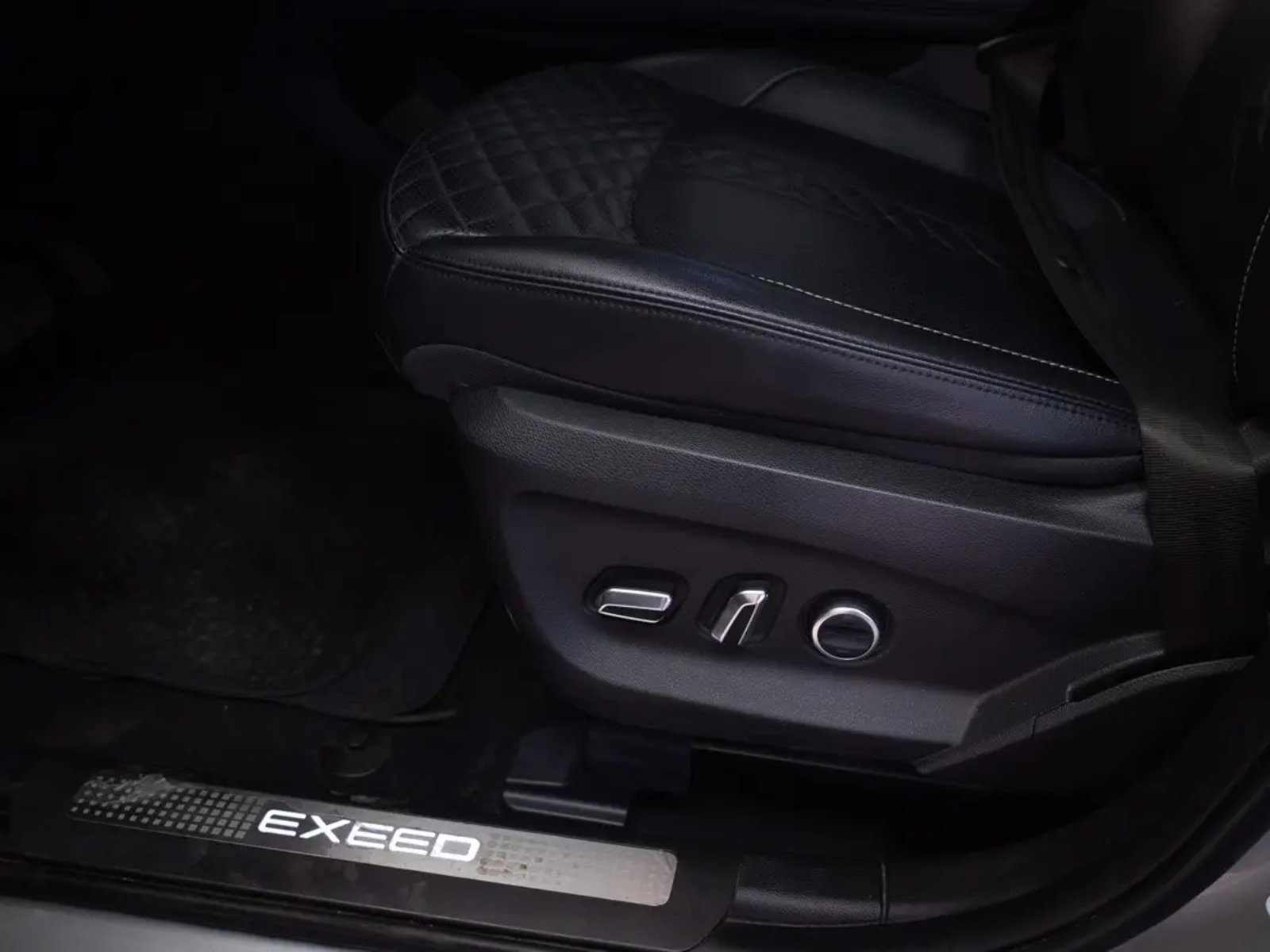 Exeed TXL 2023 - Imagen 17 de 20