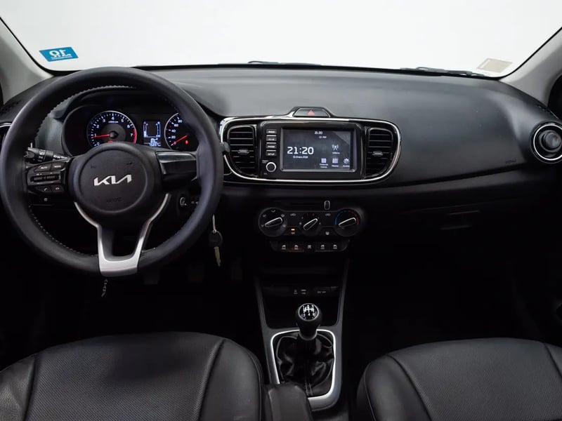 Kia SOLUTO 2023 - Imagen 15 de 20