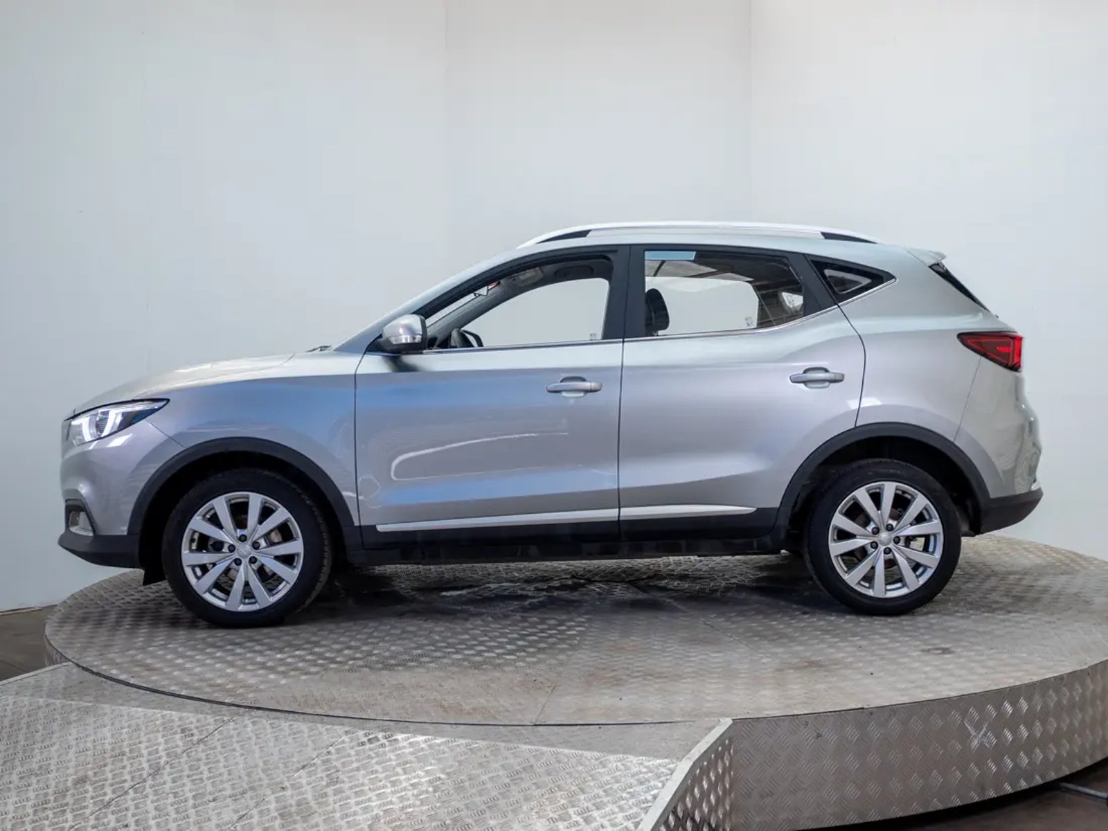MG ZS 2023 - Imagen 4 de 19