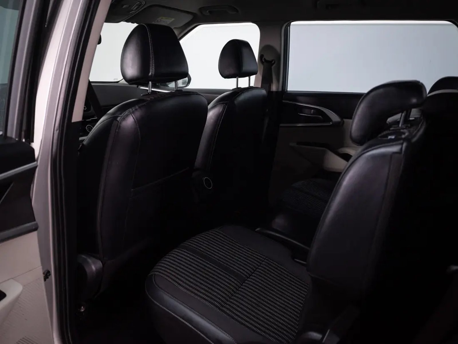 Kia CARENS 2023 - Imagen 14 de 20