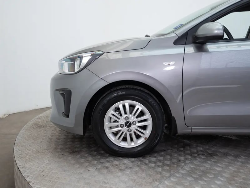 Kia SOLUTO 2024 - Imagen 17 de 20