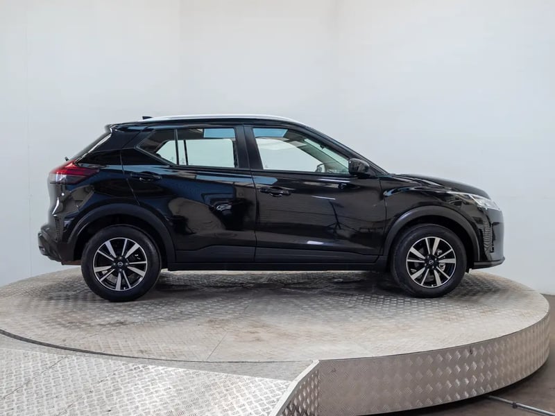 Nissan KICKS 2023 - Imagen 8 de 18