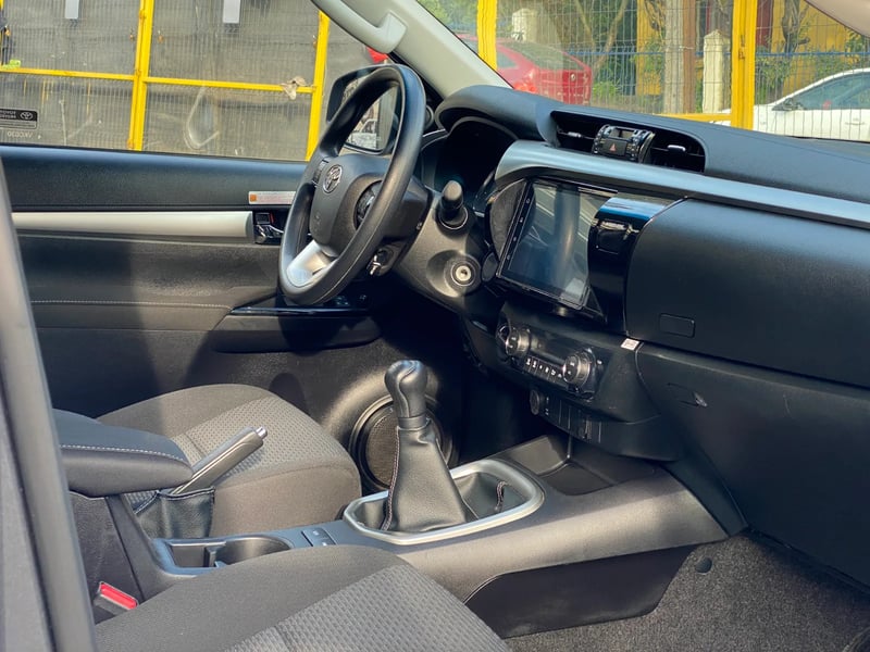 Toyota Hilux SR 2026 - Imagen 13 de 19
