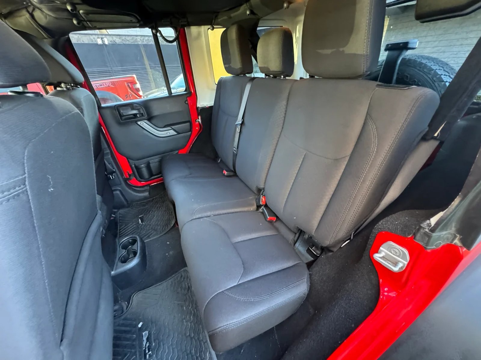 JEEP Wrangler JKU Sport 2015 - Imagen 15 de 15
