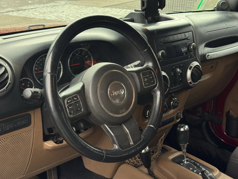 Jeep Wrangler JKU Rubicon 2013 - Imagen 13 de 19