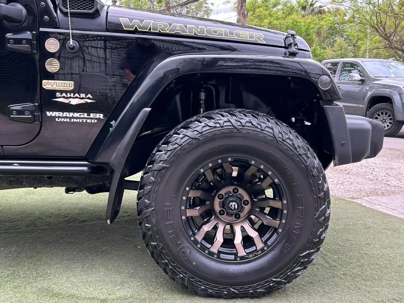 Jeep WRANGLER UNLTD SAHARA 2015 - Imagen 10 de 18