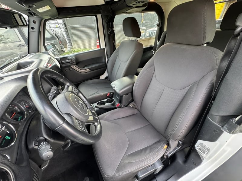 Jeep WRANGLER SPORT 2.8 AUT 2018 - Imagen 15 de 15