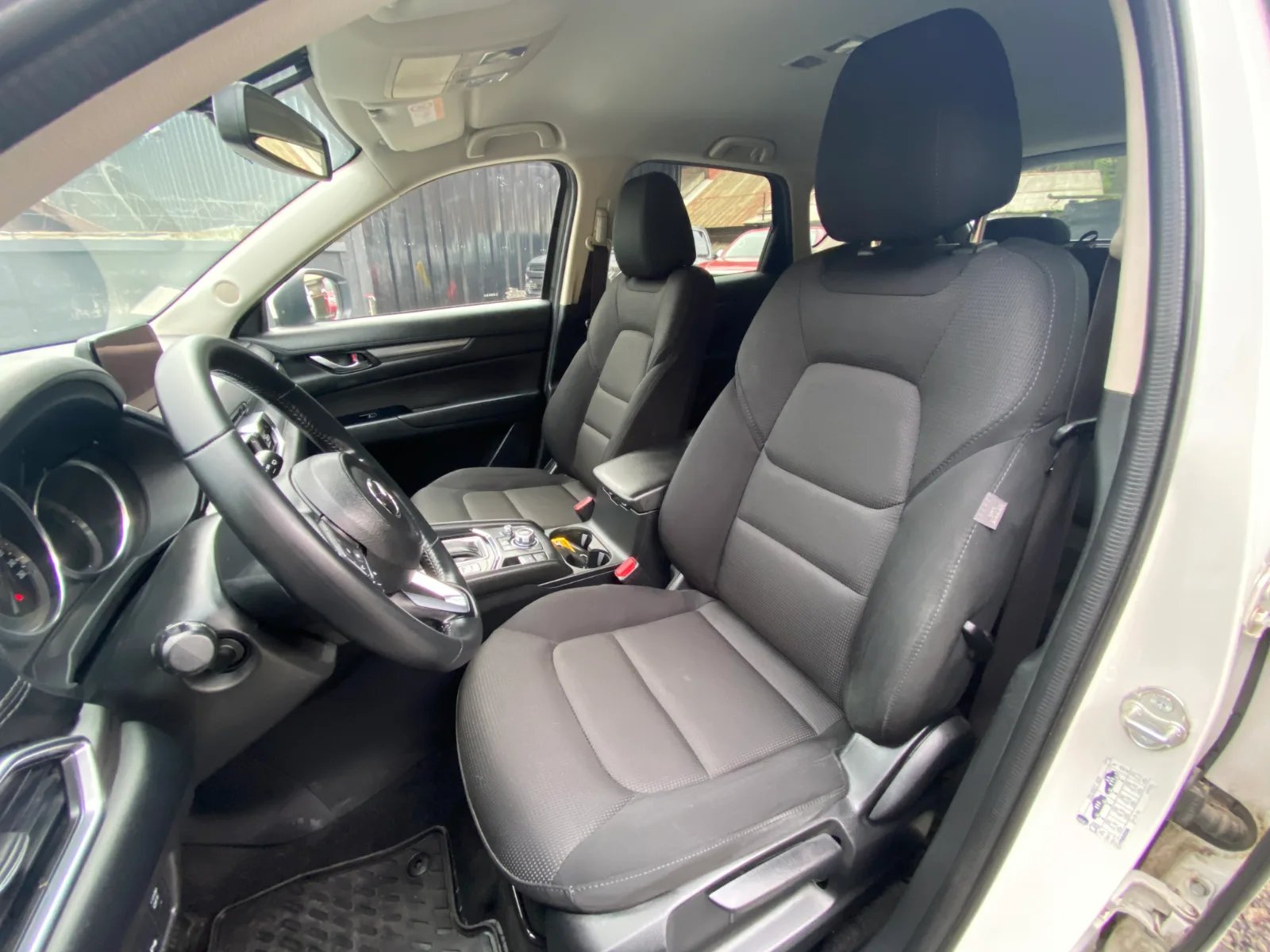 Mazda CX-5 2019 - Imagen 16 de 18